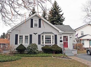 10 Worcester Rd, Rochester, NY 14616