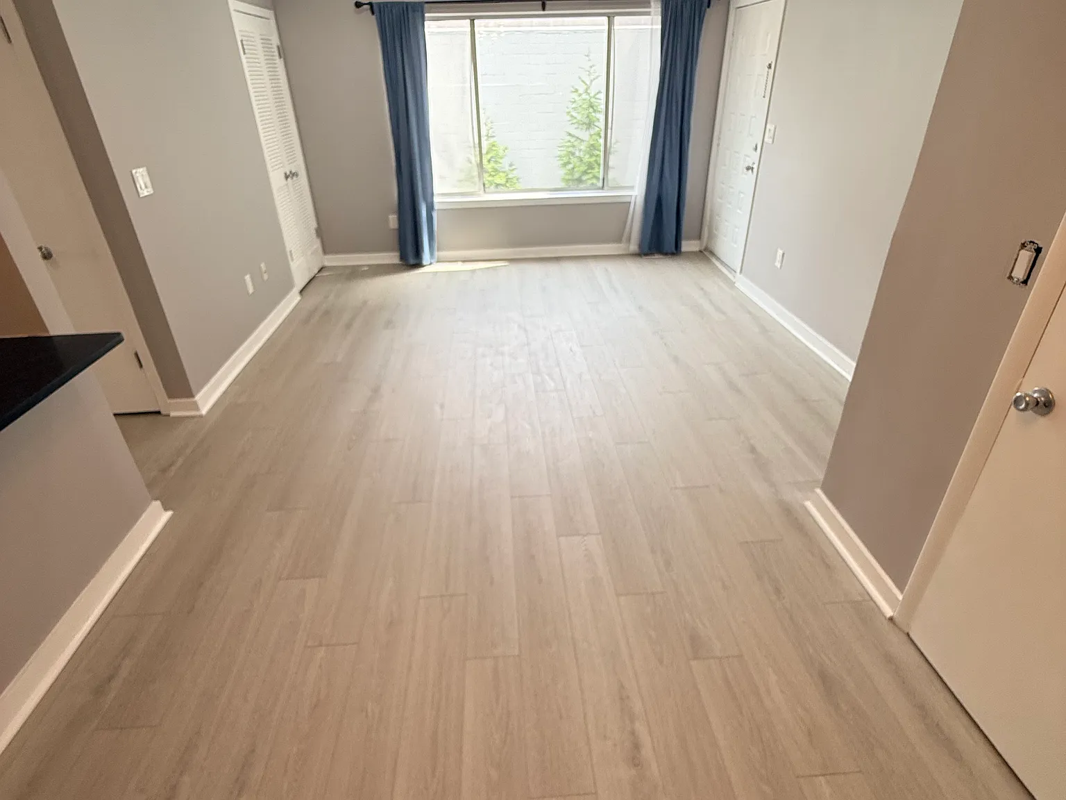 2 bed, 760 sqft, $2,900 — Photo 2