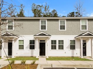 130 Morning Line Dr, Moncks Corner, SC 29461
