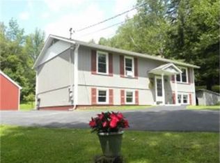 42 Sunnyside Dr, Barre, VT 05641