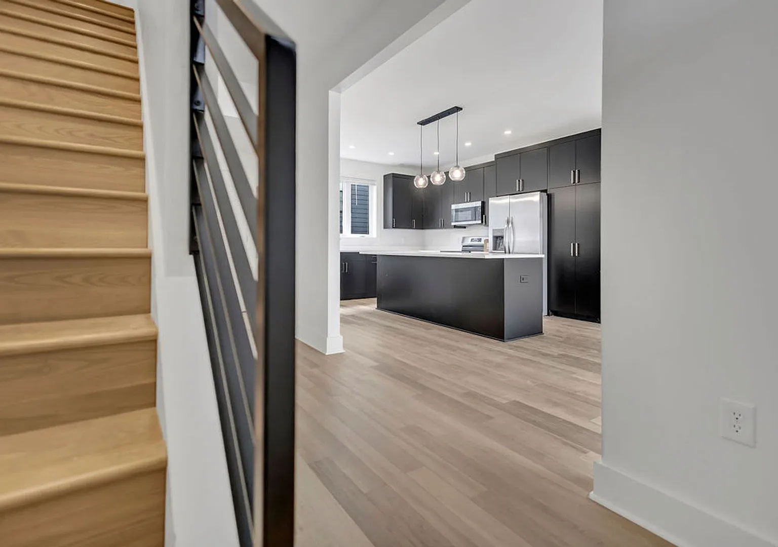 526 N. Lincoln — Photo 2
