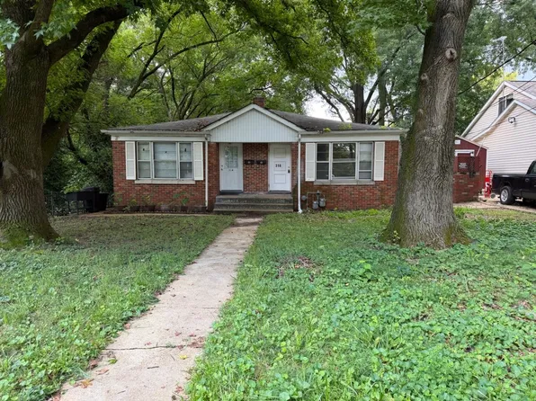 316 W H St, Belleville, IL 62226