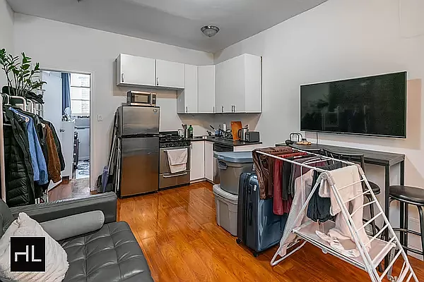 Rented by Highline Residential | media 7
