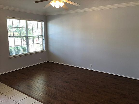 4th image of 21026 Somerset Park Ln