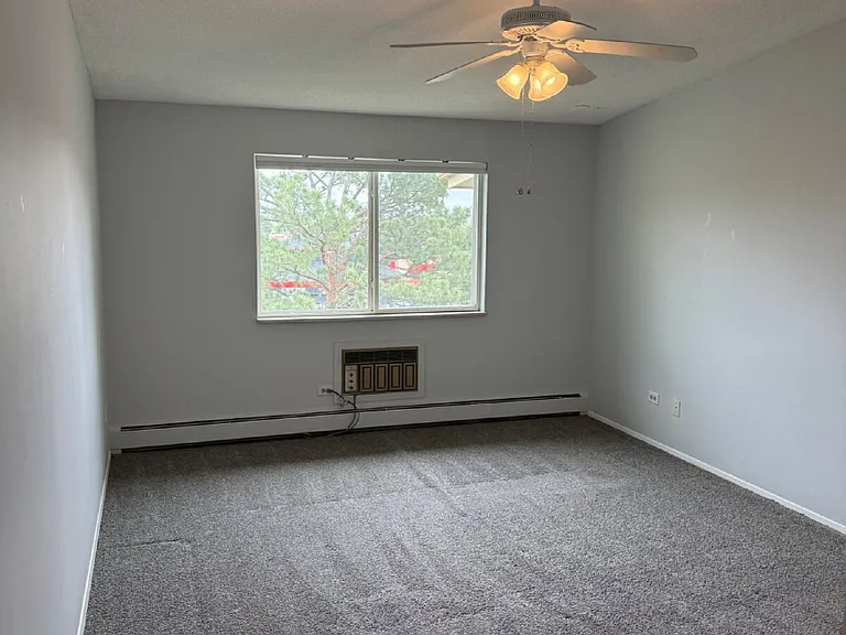 350 S Clinton St #6D — Photo 11