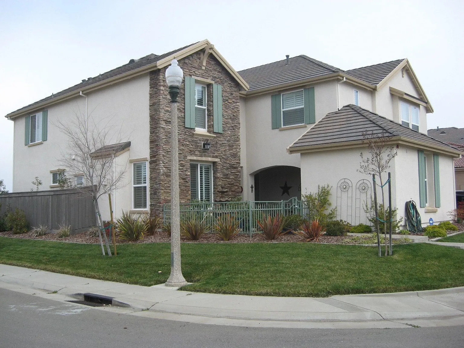 1220 Stansbury Ln photo 1