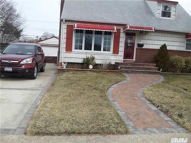 1st image of 717 Fisher Ave