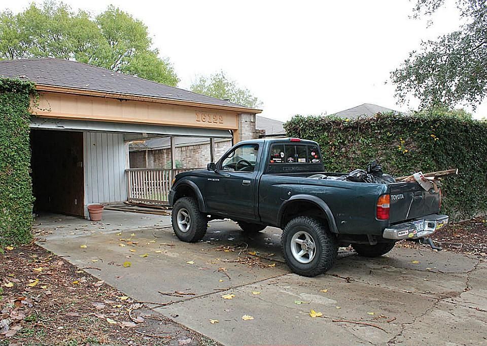 1st image of 16122 Grassy Creek Dr