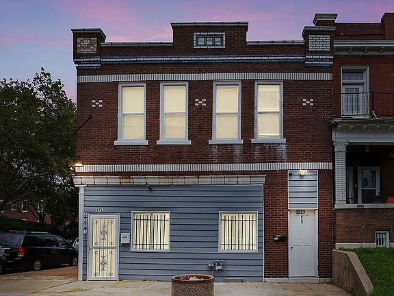 4th image of 3225-3227 Chippewa St