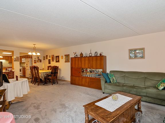 2nd image of 8560 W Foster Ave Unit 306