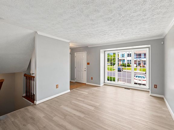 4th image of 3416 Clairborne Way