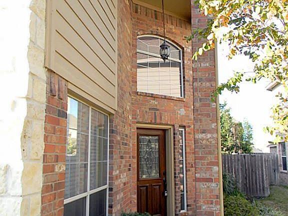 3rd image of 26514 Everett Glen Ln