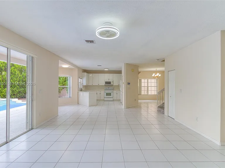 1473 SW 158th Ave — Photo 18