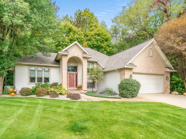 7690 La Jessica Cir, Kalamazoo, MI 49009
