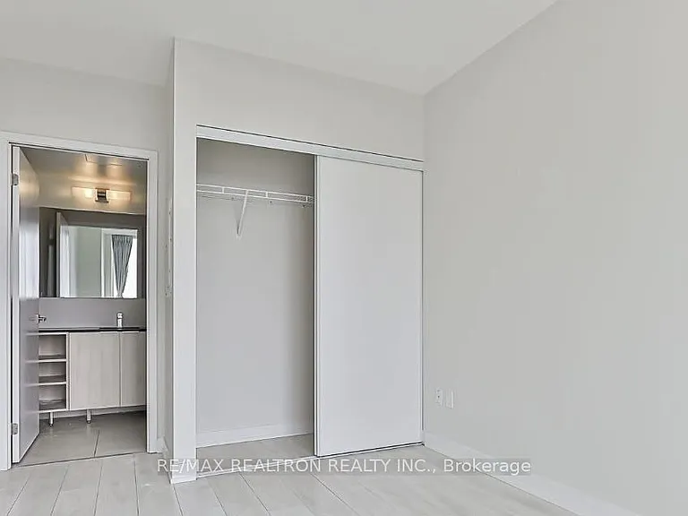 31 Tippett Rd #636 — Photo 24