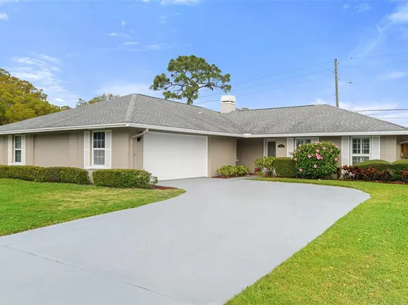 13169 Linden Place Dr, Seminole, FL 33776