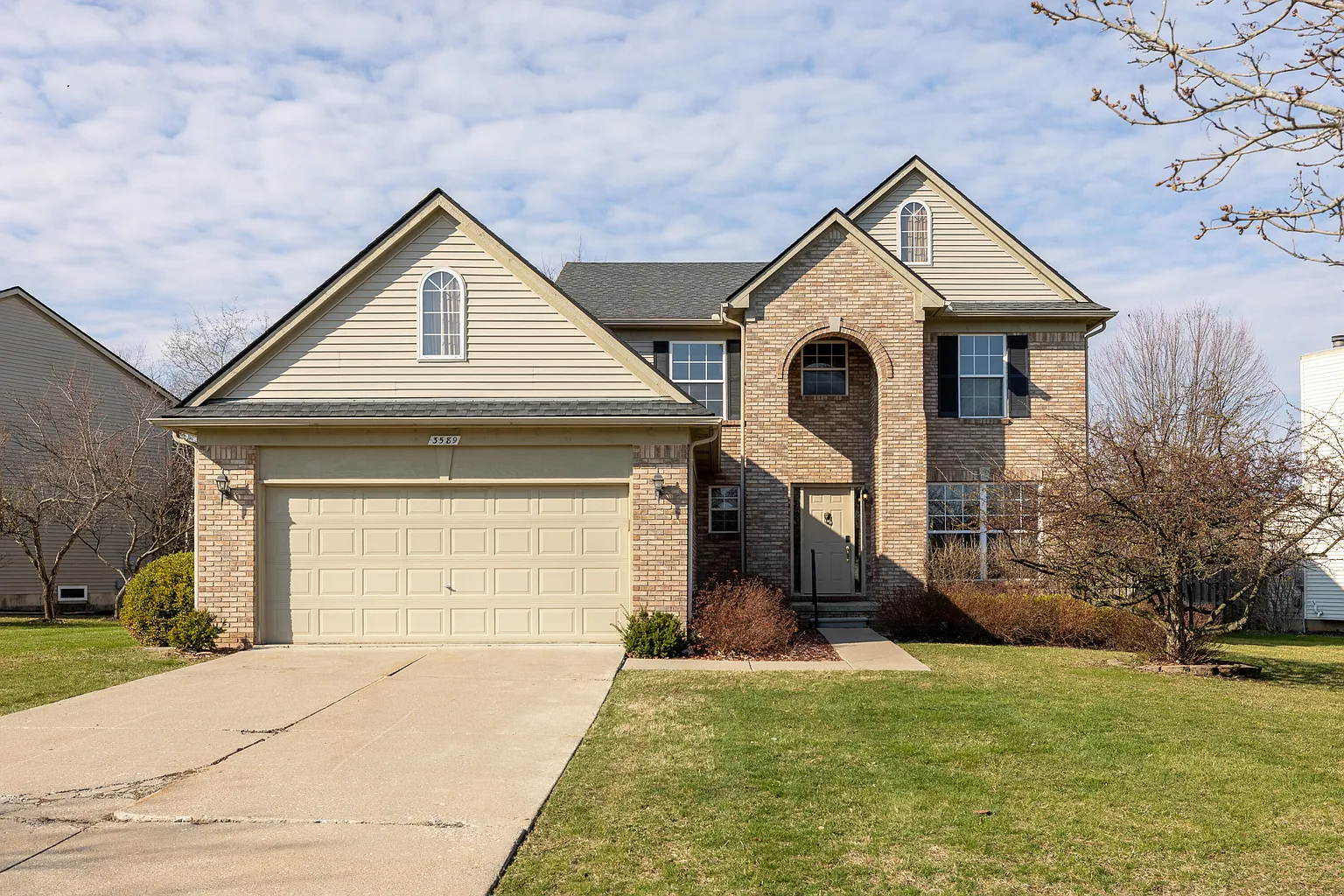 3589 Fieldcrest Ln photo 1