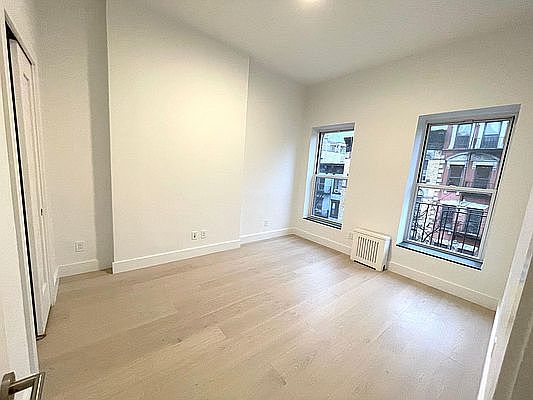 5th image of 253 E 10th St APT 19A