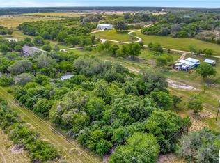305 Panorama Ln, Victoria, TX 77905