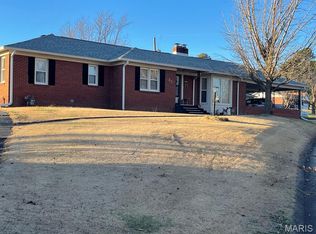 32 Circle Dr, Dexter, MO 63841