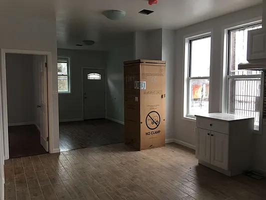 Rented by Newkey Realty LLC | media 21