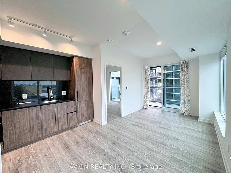 1100 Sheppard Ave W #907 — Photo 5