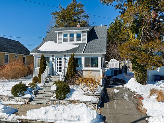 4th image of 206 Highland Avenue