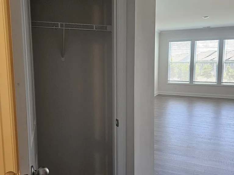 422 Yellow Fox Rd — Photo 12
