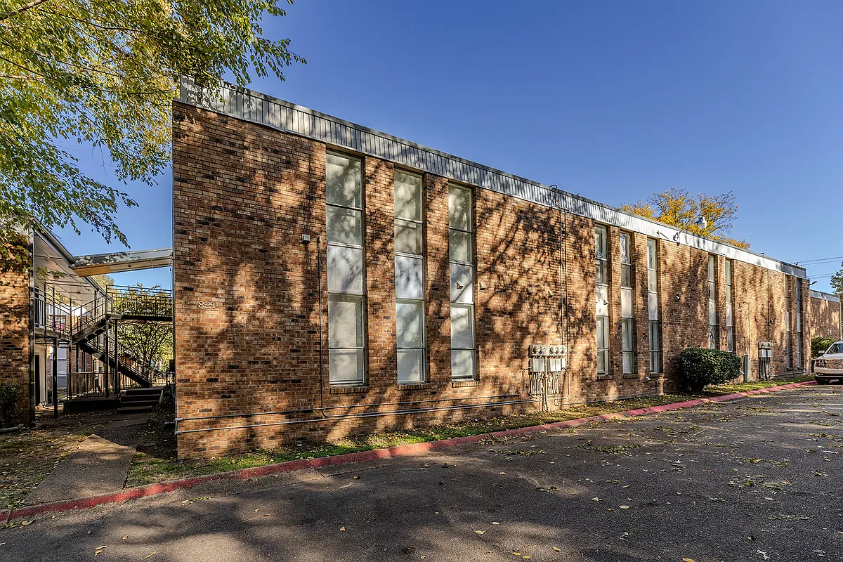 Building Photo - Berclair Apartments
