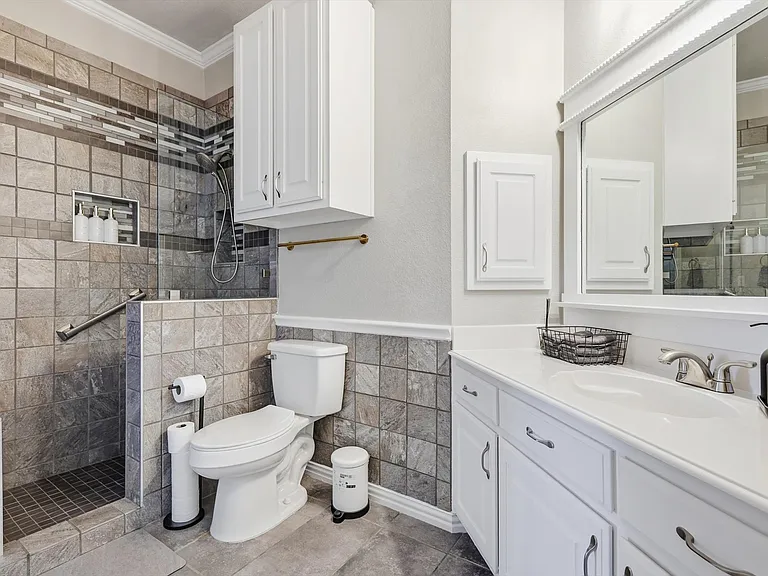 4843 Golfside Dr — Photo 30