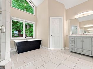 4217 N Mountain Rd NE, Marietta, GA 30066