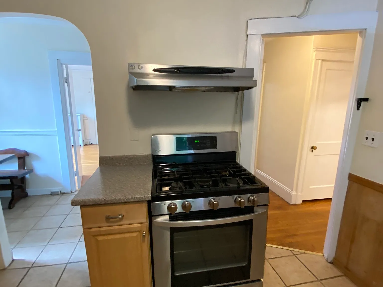 5 bed, 1.5 bath, $6,500 — Photo 1