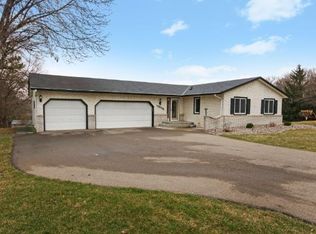 15585 Ridgemont Ave SE, Prior Lake, MN 55372