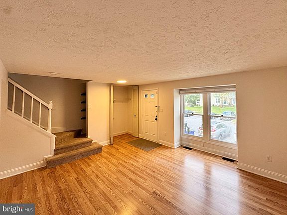 3rd image of 8003 Watermill Ct
