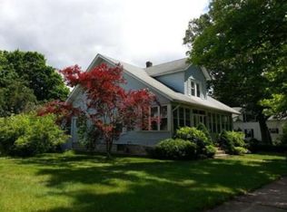 24 Massachusetts Ave, Longmeadow, MA 01106