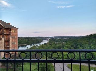 1310 Riverstone Dr, Branson, MO 65616