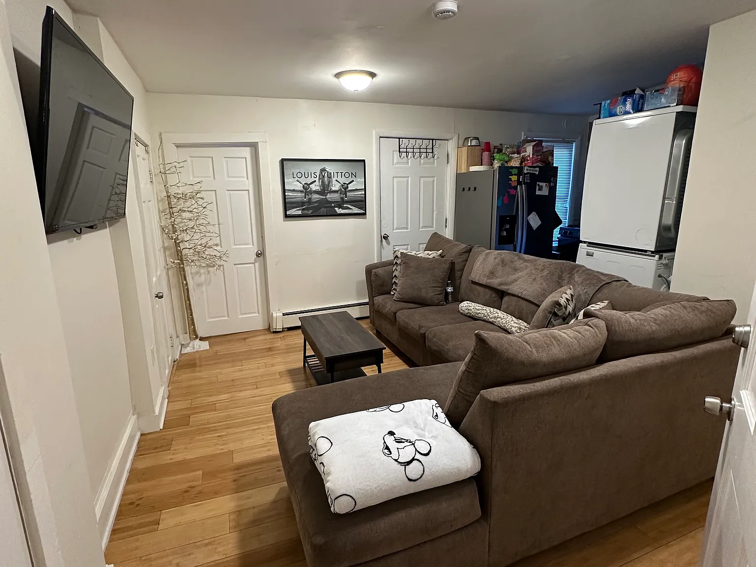 2 bed, $2,450 — Photo 2