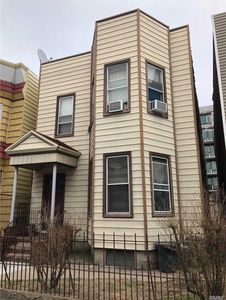 3417 34th St, Long Island City, NY, 11106