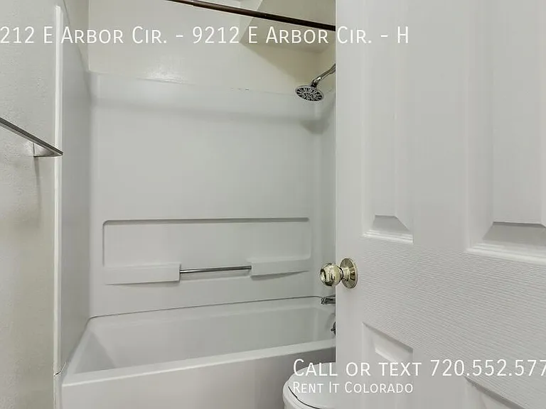 9212 E Arbor Cir #H — Photo 10