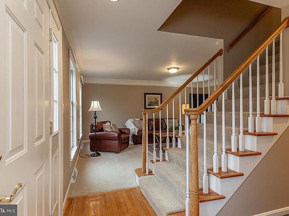 4th image of 537 Randolph Dr