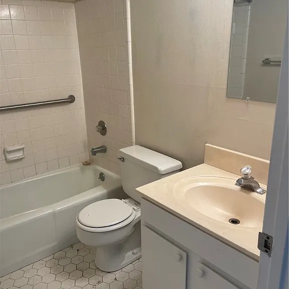 800 Mallery St #H-63 — Photo 4