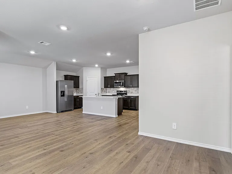 13197 Enclave Pkwy — Photo 6