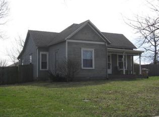 401 S Monroe St, Raymore, MO 64083