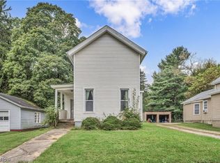 535 Day St, Ravenna, OH 44266