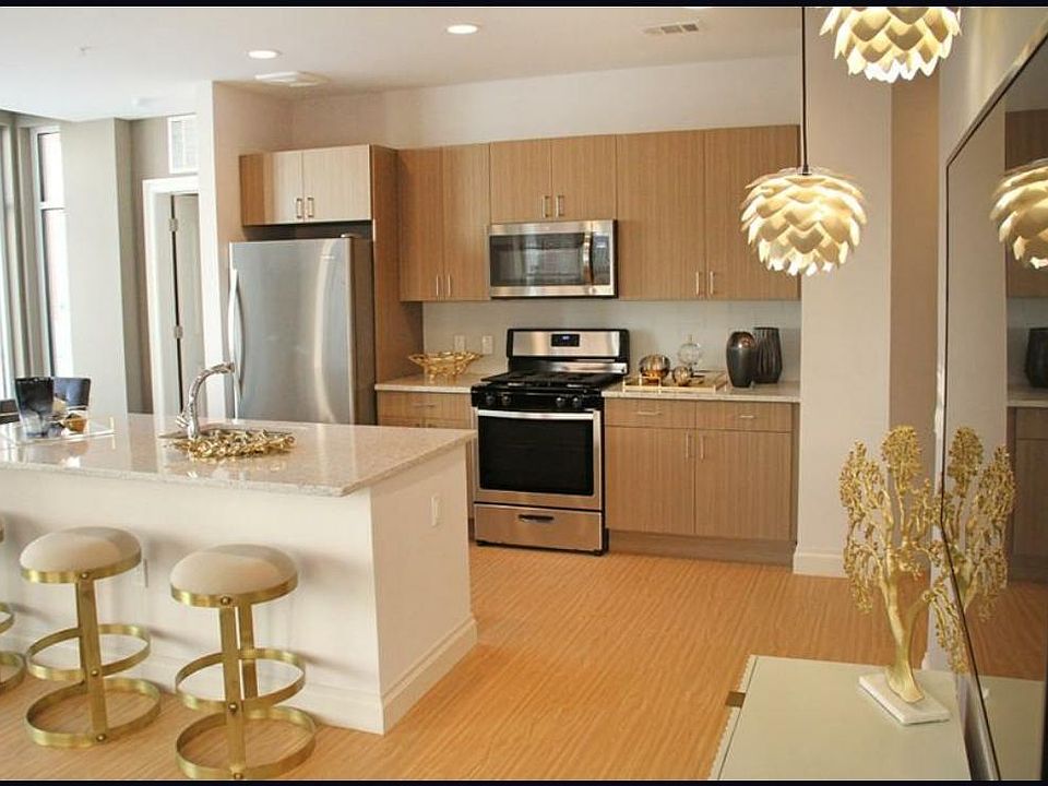 1st image of 120 Park Plaza Dr #E24