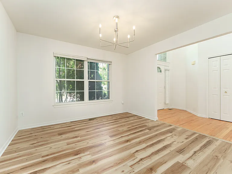 3172 Birchwood Ct — Photo 14