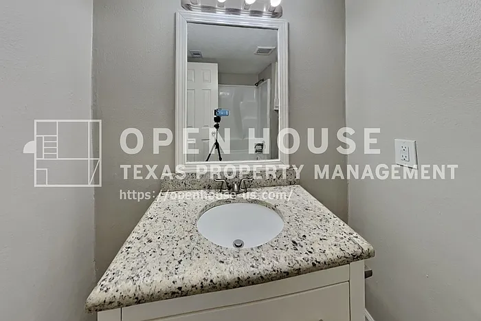 3302 Long Shadows St — Photo 17