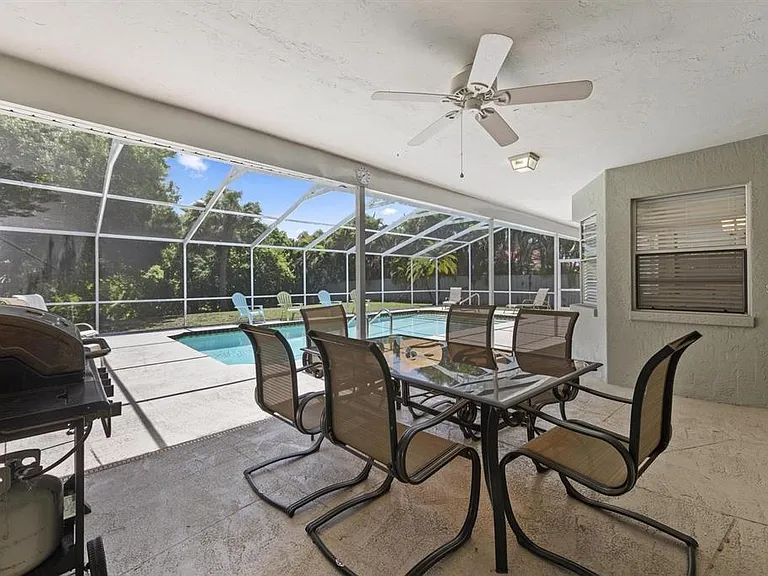 1895 Buccaneer Cir — Photo 22