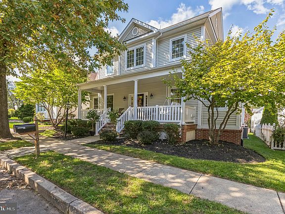 2nd image of 506 Hanley Ln
