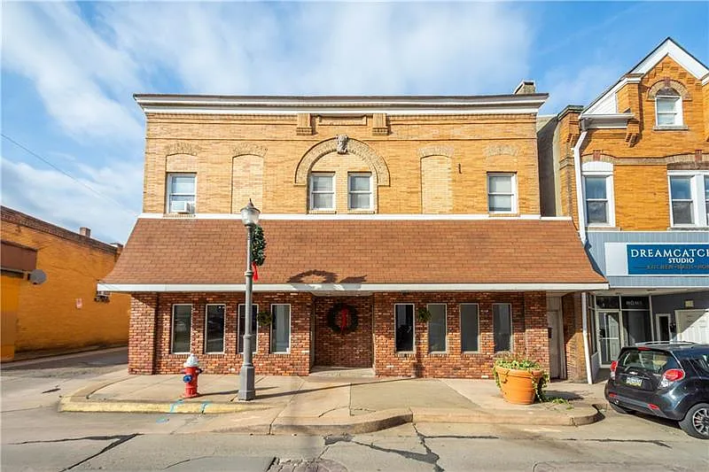 412 Mill St Coraopolis, PA, 15108 - Apartments for Rent | Zillow